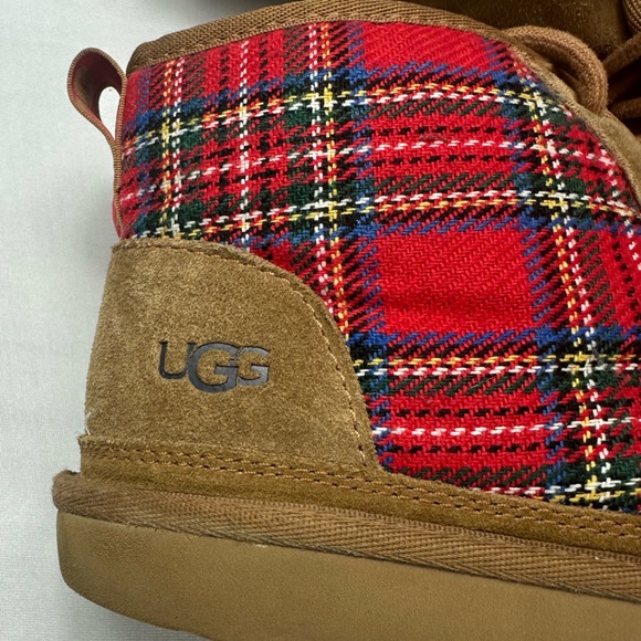 UGG big kids Tartan Neumel. Tan. Size big kids 6 Women’s 7.5 - Picture 8 of 13